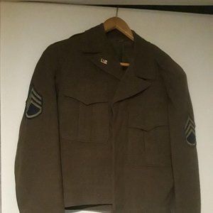 AUTHENTIC VINTAGE U.S.NAVY IKE JACKET/SARGENT